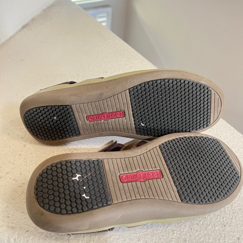 OrthoFeet Clio Sandals Womens Size 9 Wide Brown Straps Slip On Thong Comfort - Picture 13 of 13